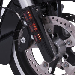 PartzBiz HD 43001 - Ciro Chrome Forkini ส้อมด้านหน้าฝาครอบขาล่าง Slider Amber LED Harley Touring