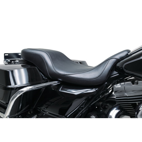 PartzBiz HD: 3451877-Mustang Super Tripper เบาะคาร์บอน Harley FL Touring Dresser Tri Glide 2008-2022 PartzBiz HD: 3451877-Mustang Super Tripper เบาะคาร์บอน Harley FL Touring Dresser Tri Glide 2008-2022
