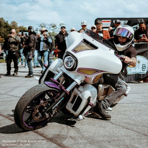 PartzBiz HD: 3452141-New Memphis Shades 8.5” Smoke Tinted Windshield 2014-2021 Harley Batwing Touring PartzBiz HD: 3452141-New Memphis Shades 8.5” Smoke Tinted Windshield 2014-2021 Harley Batwing Touring