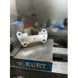 PartzBiz HD SRC-1.25 - Paul Yaffe Bagger Nation Super Riser Clamp One 1 ชิ้น Harley 15-2020 1.25‚” FLTR PartzBiz HD SRC-1.25 - Paul Yaffe Bagger Nation Super Riser Clamp One 1 ชิ้น Harley 15-2020 1.25‚” FLTR