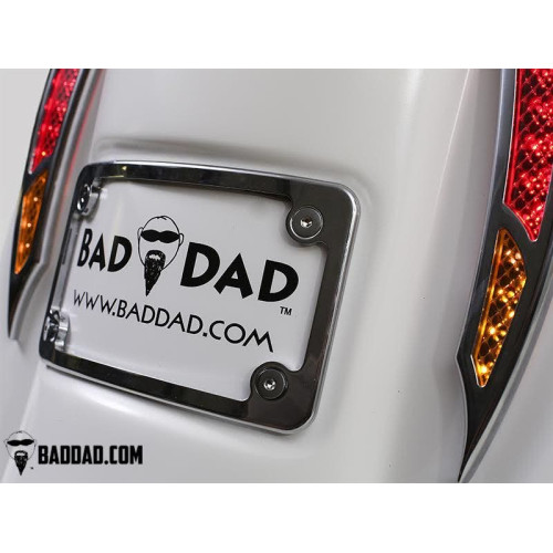 PartzBiz HD: 4423041-Bad Dad 992 Custom Red / Amber LED Filler Panel สัญญาณไฟเลี้ยวไฟท้าย Black Bezel | BAD-992-BLK