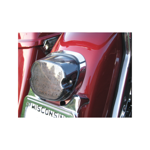 PartzBiz HD: 4417934-ลาก LED Smoke Low Profile ด้านล่างแท็กไฟท้ายสำหรับ Harley Squareback Style 99-22 PartzBiz HD: 4417934-ลาก LED Smoke Low Profile ด้านล่างแท็กไฟท้ายสำหรับ Harley Squareback Style 99-22