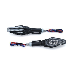 PartzBiz HD KA2529 - สัญญาณไฟเลี้ยวมือ Kuryakyn Black Chr Skeleton Hand สำหรับ Harley / คู่เมตริก | 2529