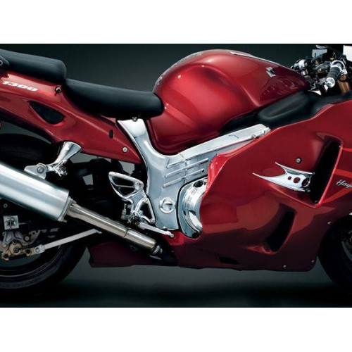 PartzBiz HD: 4412615-ครอบเฟรม Kuryakyn Chrome Boomerang สำหรับ Suzuki Hayabusa | 8911
