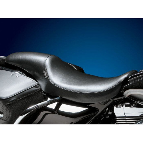 PartzBiz HD: 4410765-Le Pera Silhouette Smooth Full Length Seat for Harley Street Glide 06-07 | Le Pera