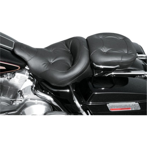 PartzBiz HD: 4400545-Mustang Regal Style ไม่มีหมุด One Piece Ultra Touring Seat 97-07 FLHT FLTR | 75537